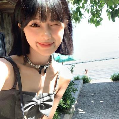 小鱼莉莉